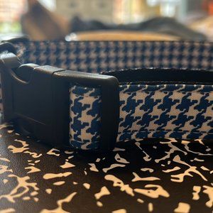 NWOT XL Blue Houndstooth Dog Collar